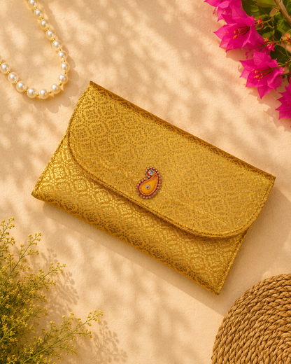 Sunehri Noor Handcrafted Clutch