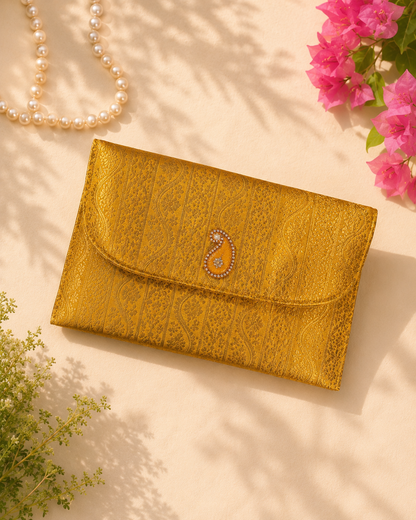 Sunehri Paisley Handcrafted Clutch