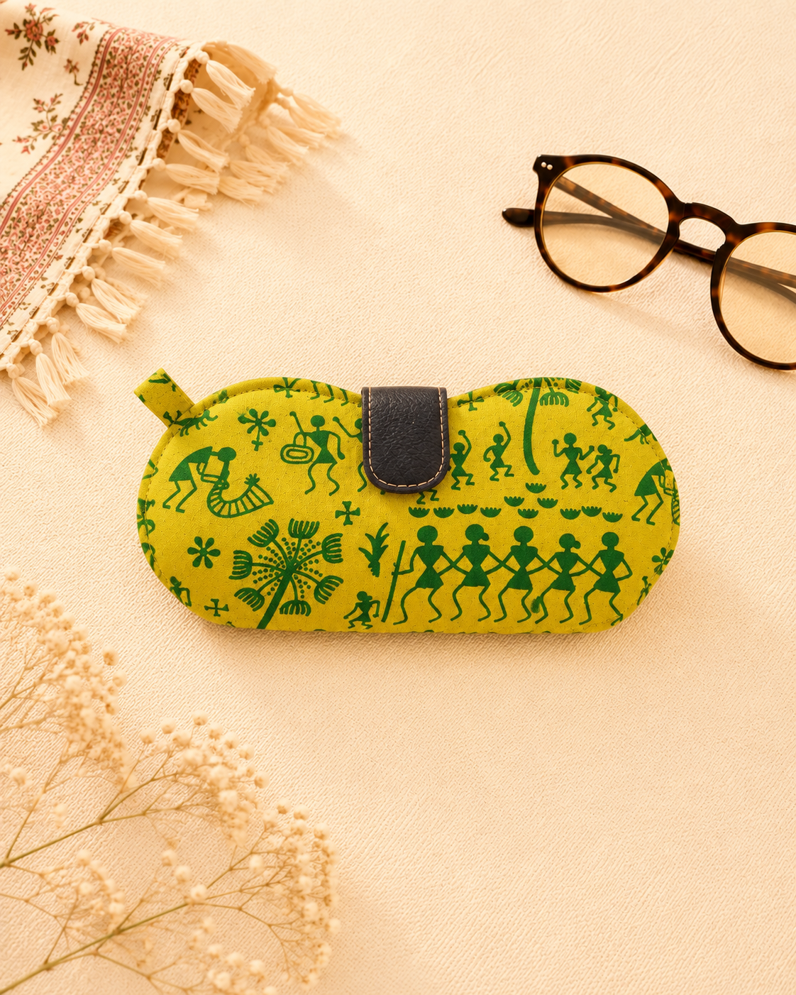 Green Warli Print Handmade Sunglass Case