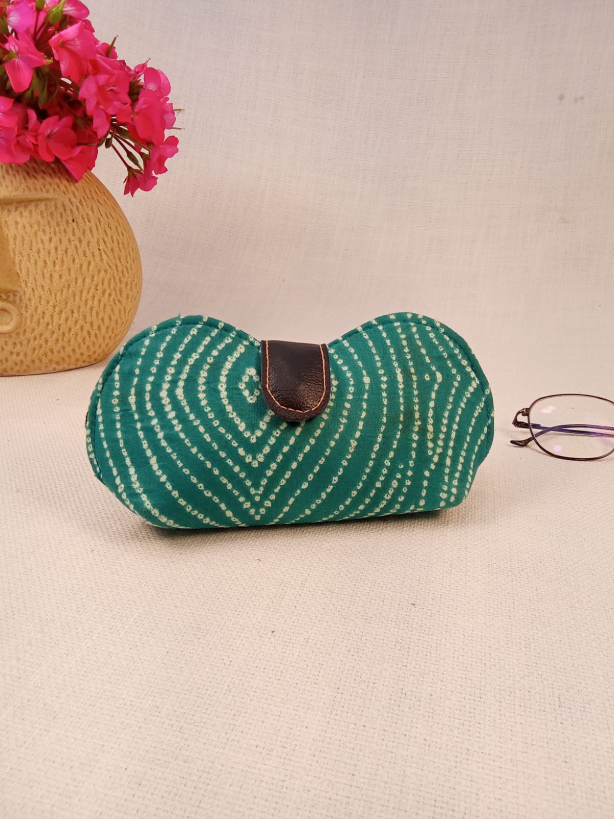 Green Bandhani Print Handmade Sunglass Case