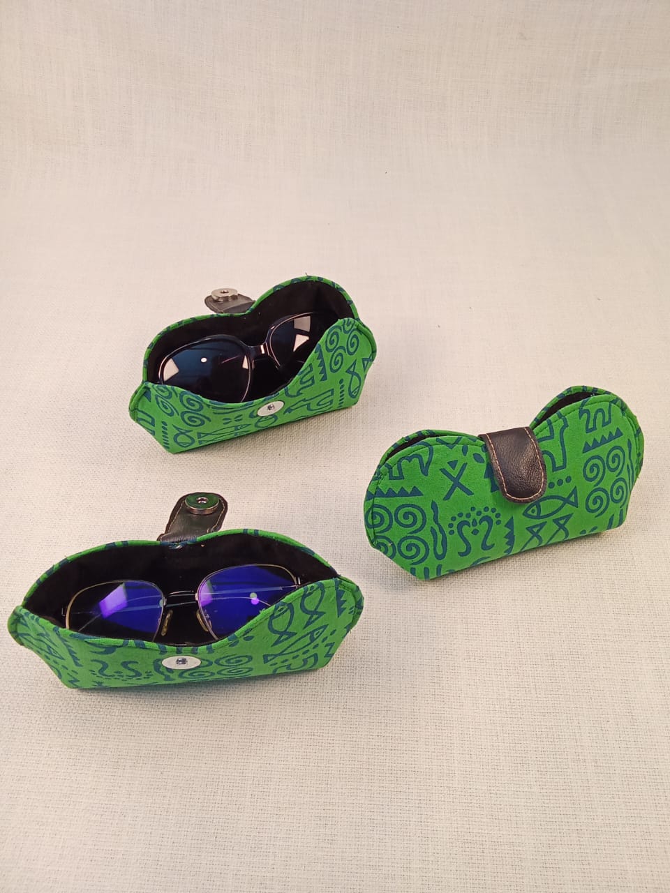 Warli Print Green Handmade Sunglass Case