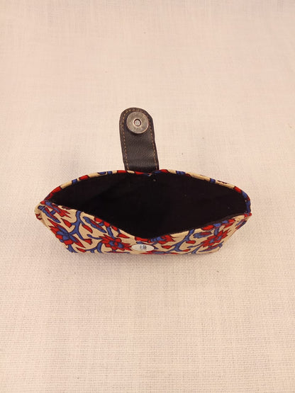 Sanganeri Print Cream Handmade Sunglass Case