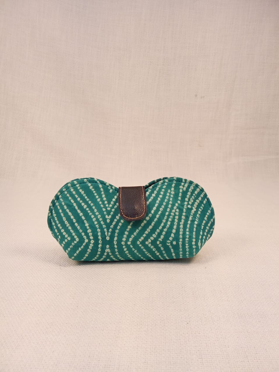 Green Bandhani Print Handmade Sunglass Case