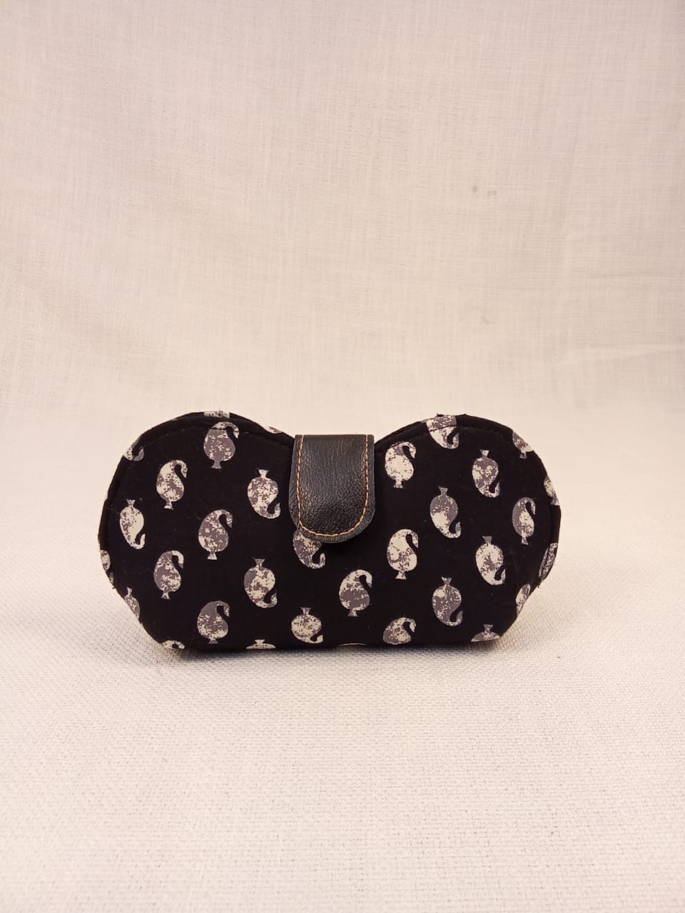 Black Bagh Print Handmade Sunglass Case