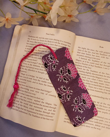 Green Leaf Print Diary & Mauve Floral Bookmark Desk Calm Set