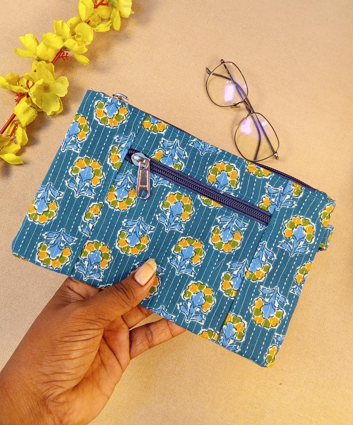 Leaf Print Diary & Floral Pouch Desk Calm Set